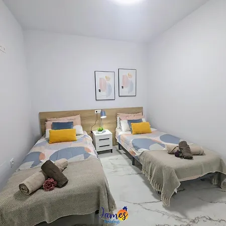 Modern Two Bedroom Ground Floor Duly7 *