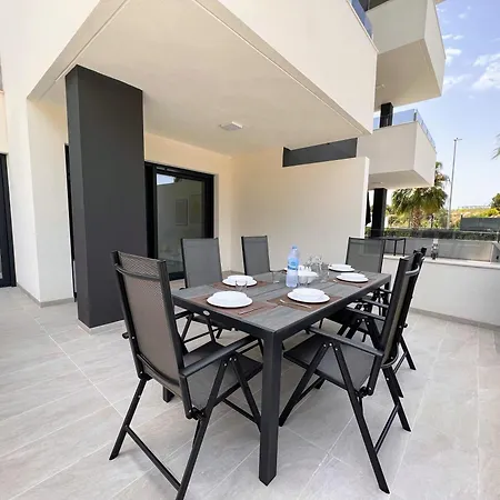Modern Two Bedroom Ground Floor Duly7