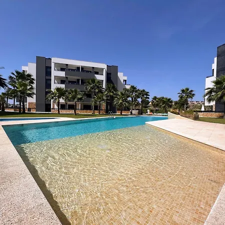 Modern Two Bedroom Ground Floor Duly7 Apartment