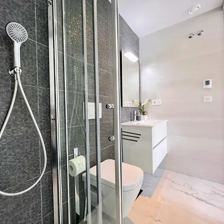 Modern Two Bedroom Ground Floor Duly7 Villamartin (Valencia)
